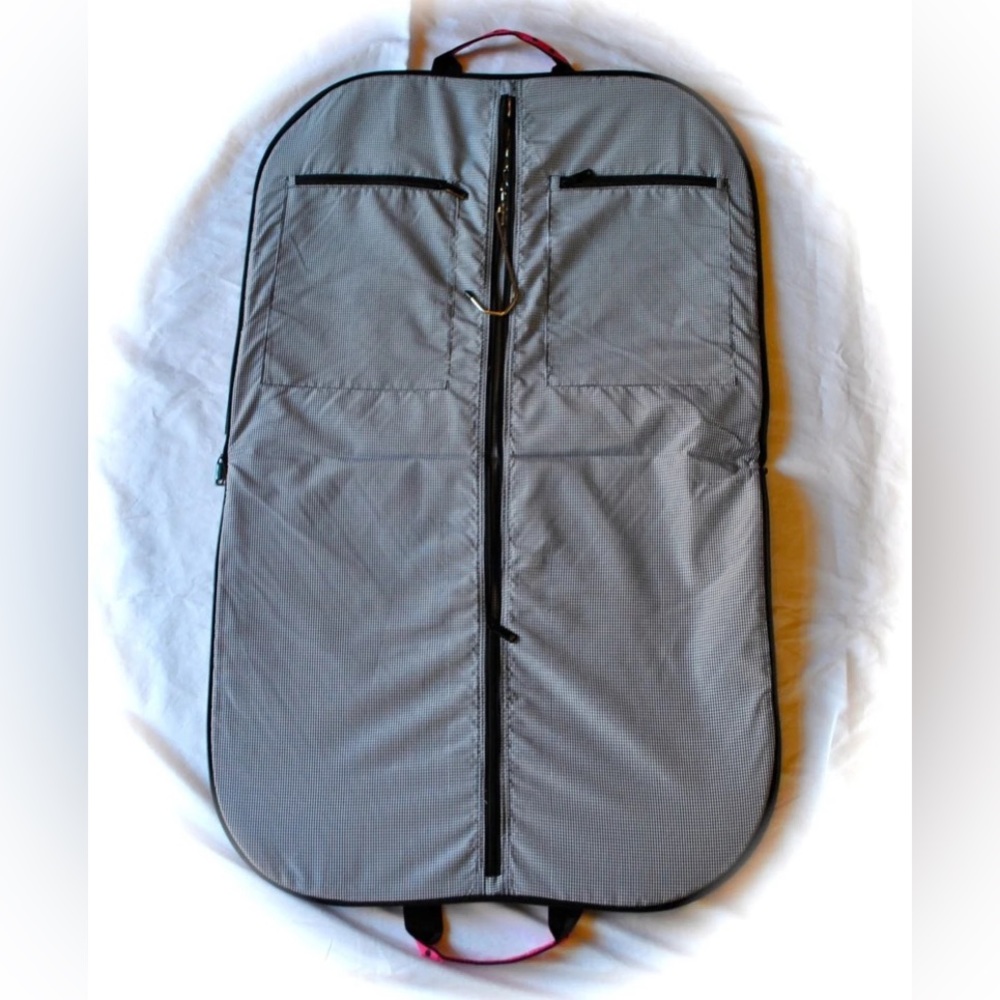 NWT Quilted Garment Bags - 2 color options - Picture 4 of 5
